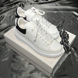 Alexander McQueen Womens Sneakers